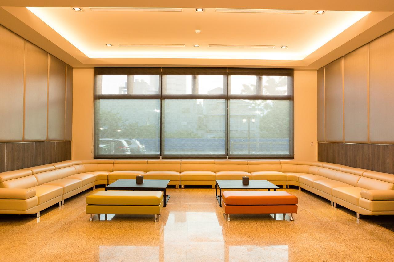 V-Hotel Taitung Экстерьер фото