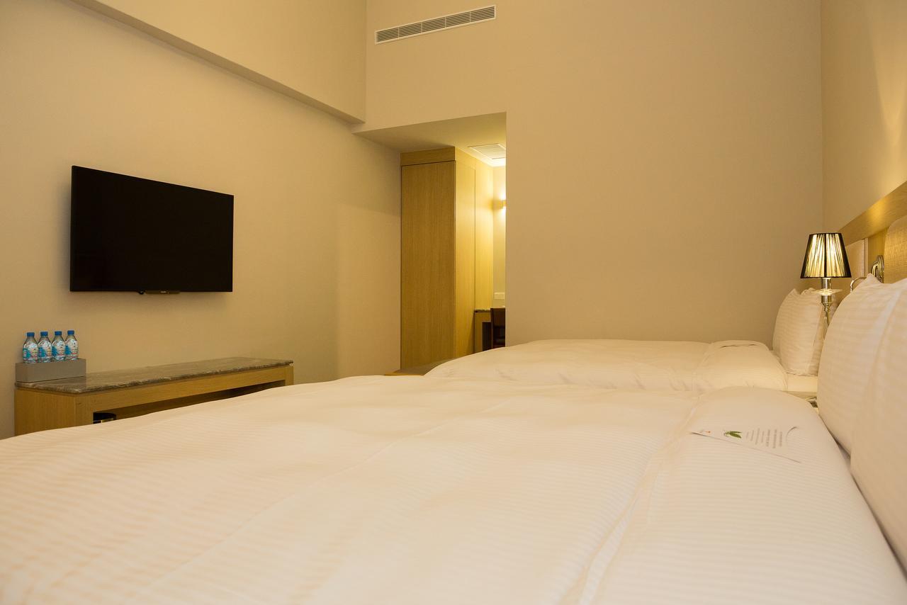 V-Hotel Taitung Экстерьер фото